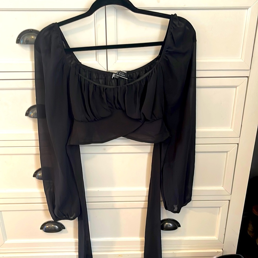 Never worn black crop top